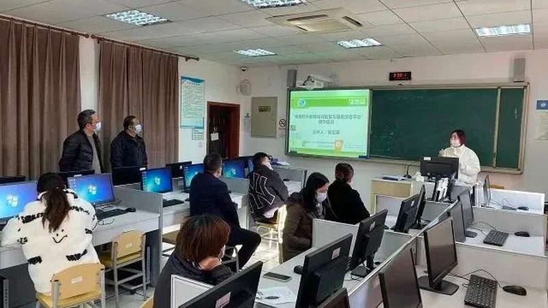 上海叉车证去哪里报名